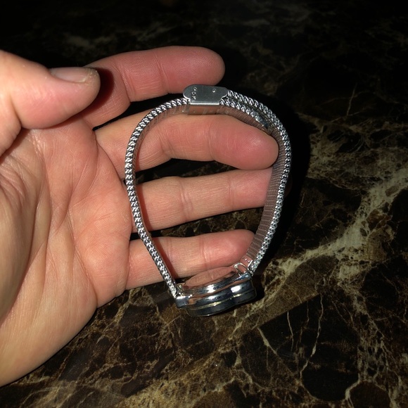 Hello Kitty watch - Picture 2 of 3